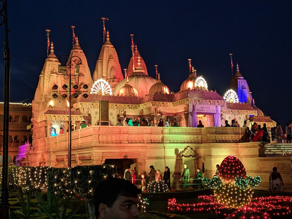 Akshardham Temple Jagatpura on the 3 Days Rajasthan Spiritual Tour