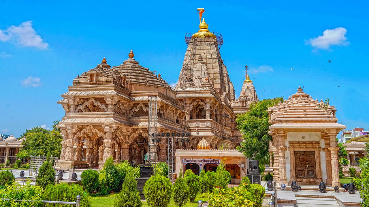 Sanwariya Seth Temple near Chittorgarh on the 4 Days Rajasthan Spiritual Tour